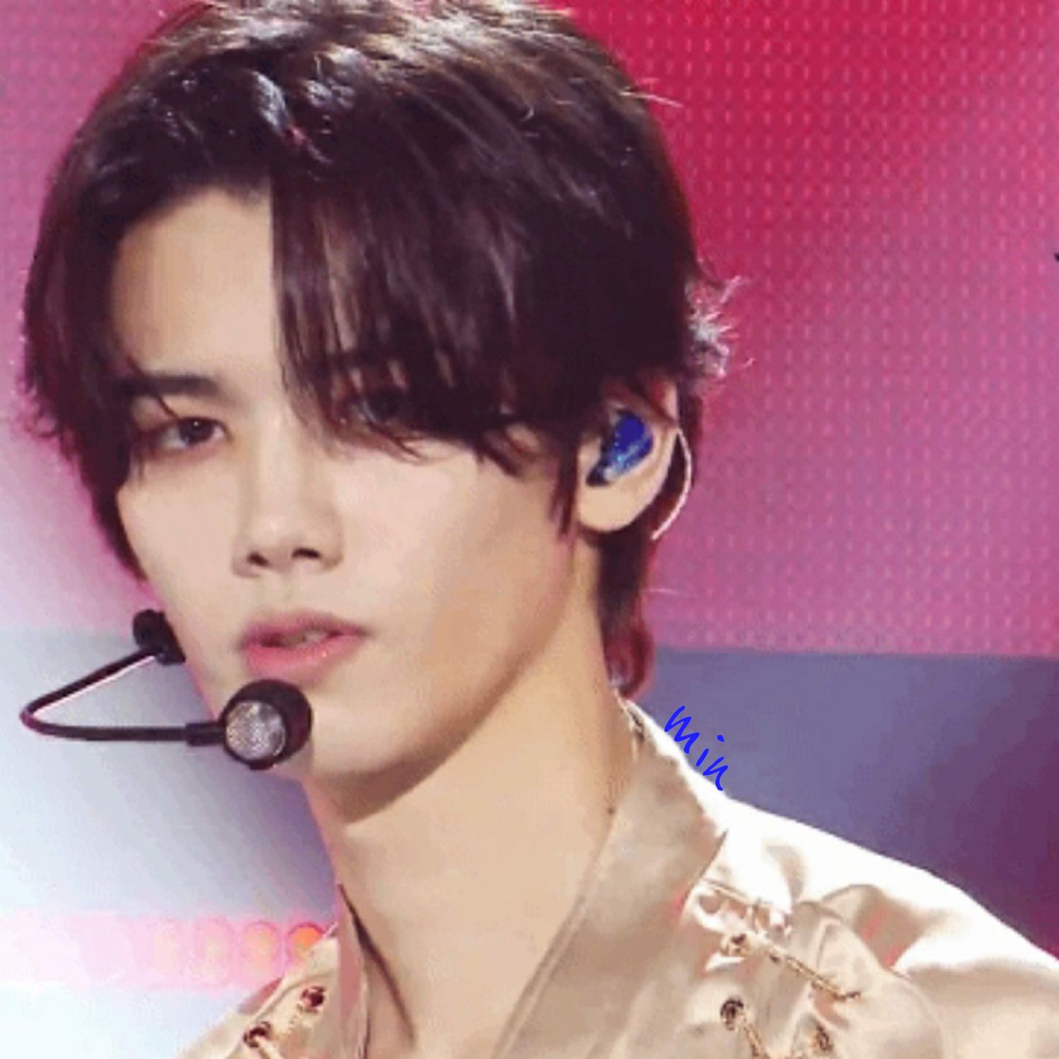 A moment captured by Minhee (CRAVITY)'s fan