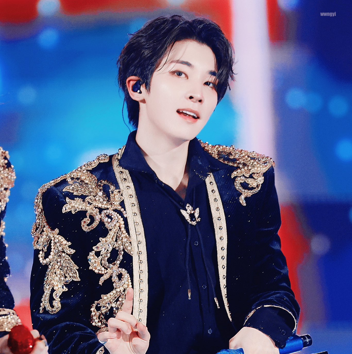 원우 (세븐틴) 최근 활동샷