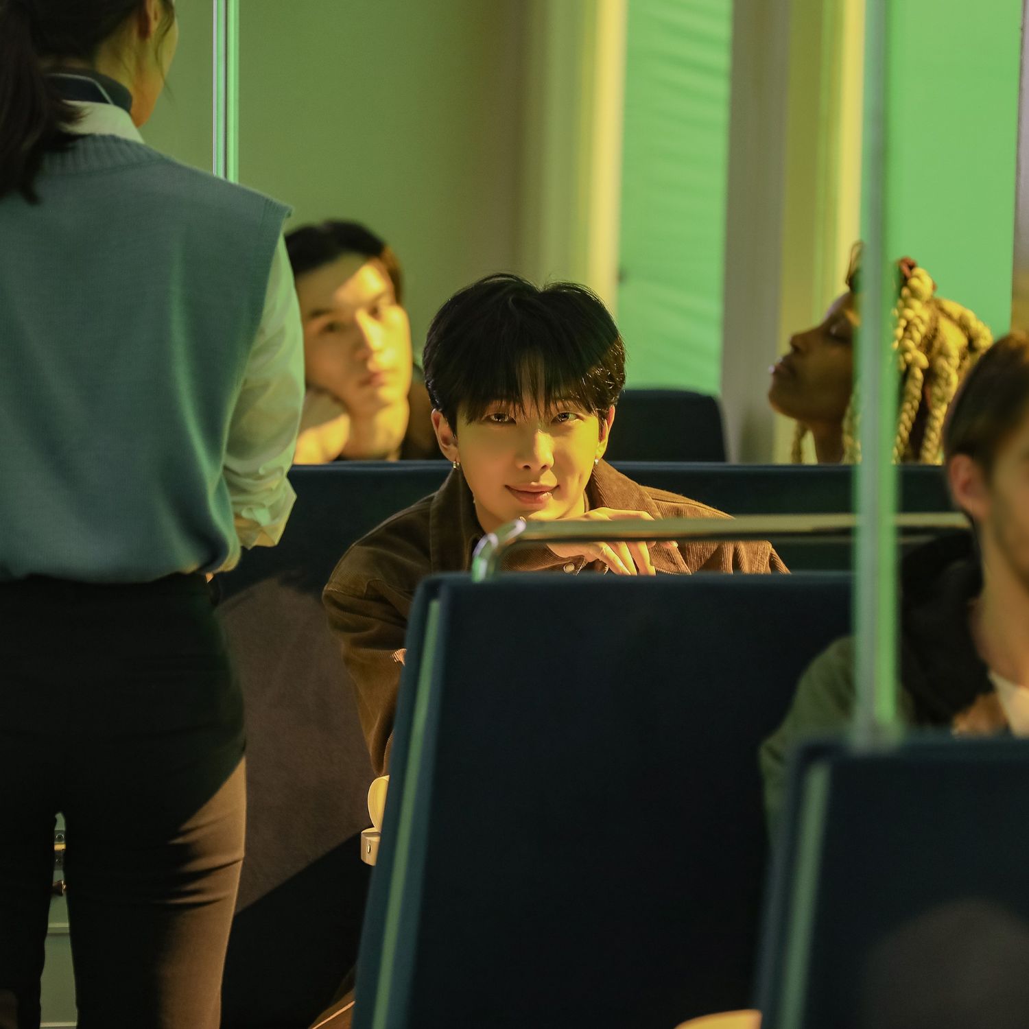 Momen yang diabadikan oleh penggemar RM (BTS)