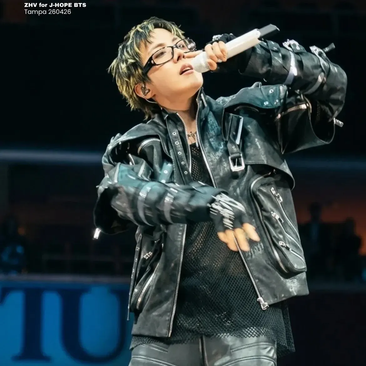 Foto terbaru j-hope (BTS)