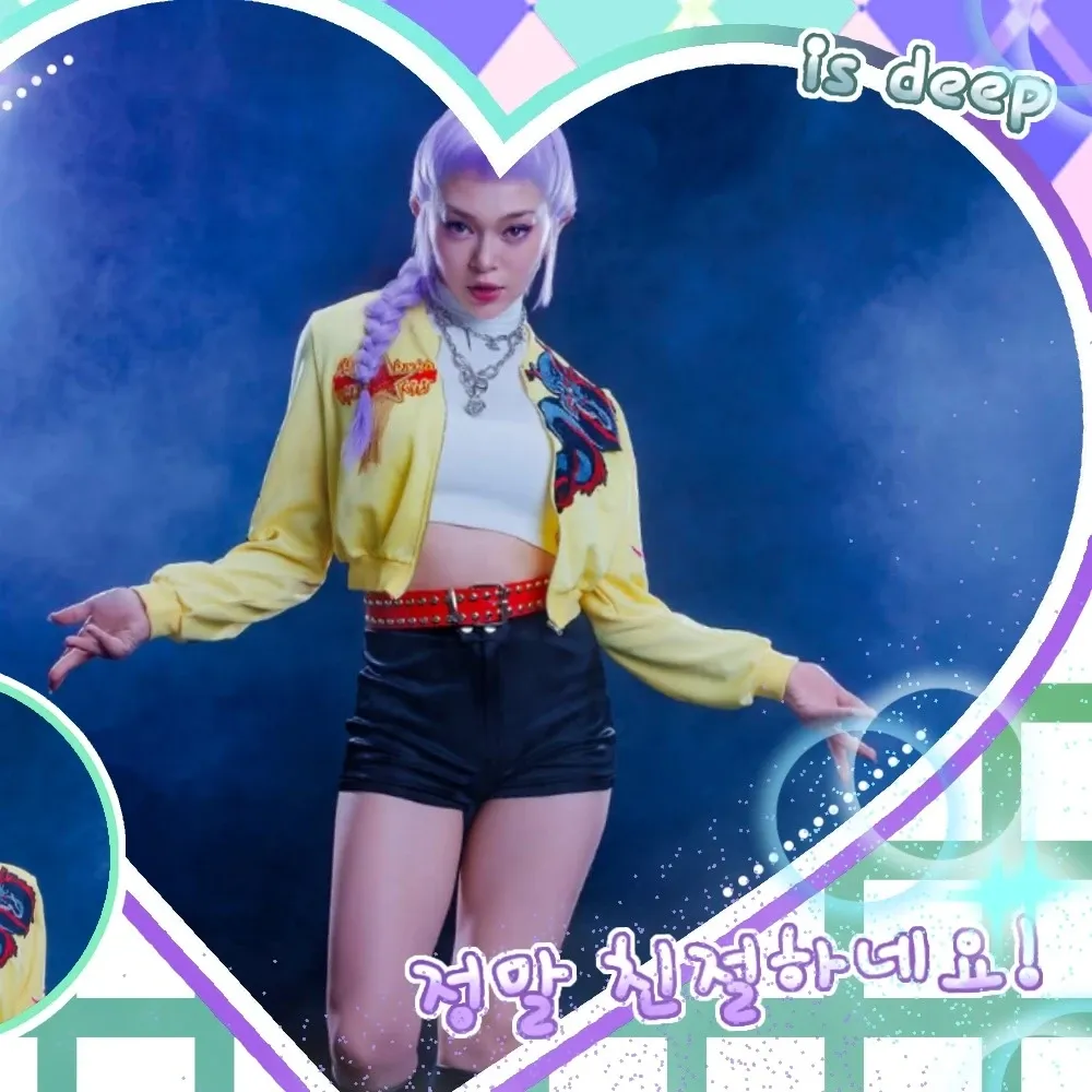 A moment captured by AleXa's fan