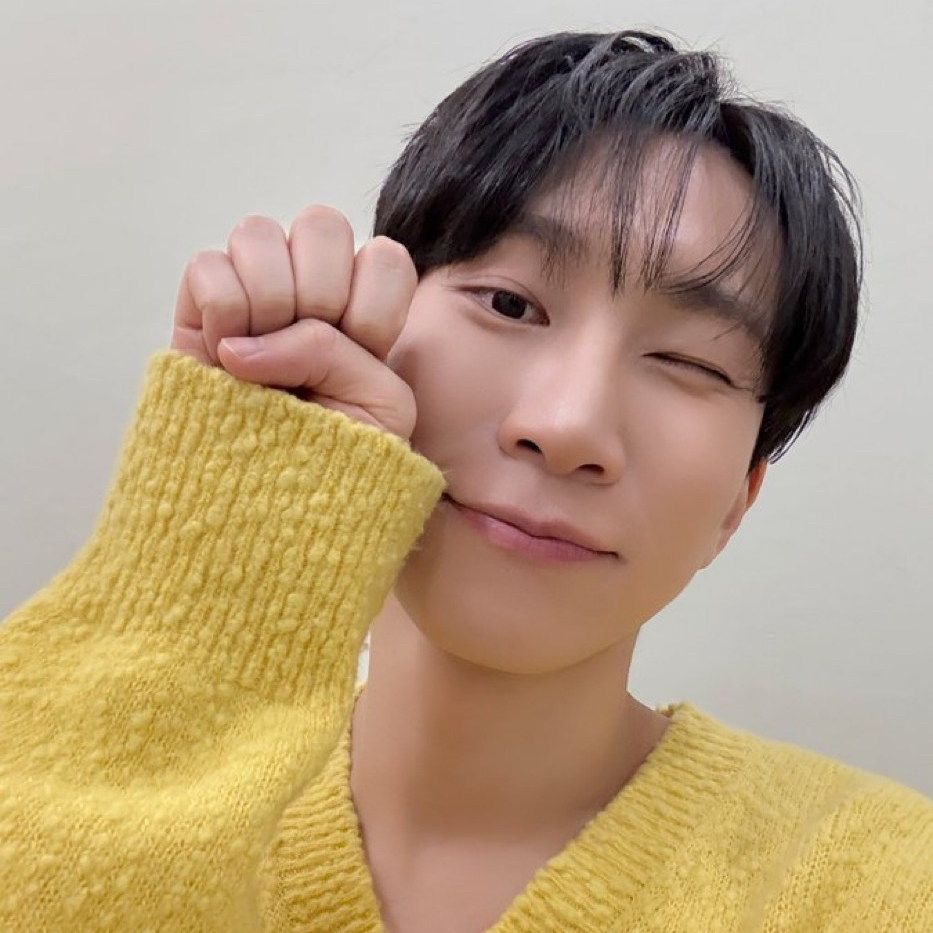 Recent activity shot of Seo Eunkwang (BTOB)