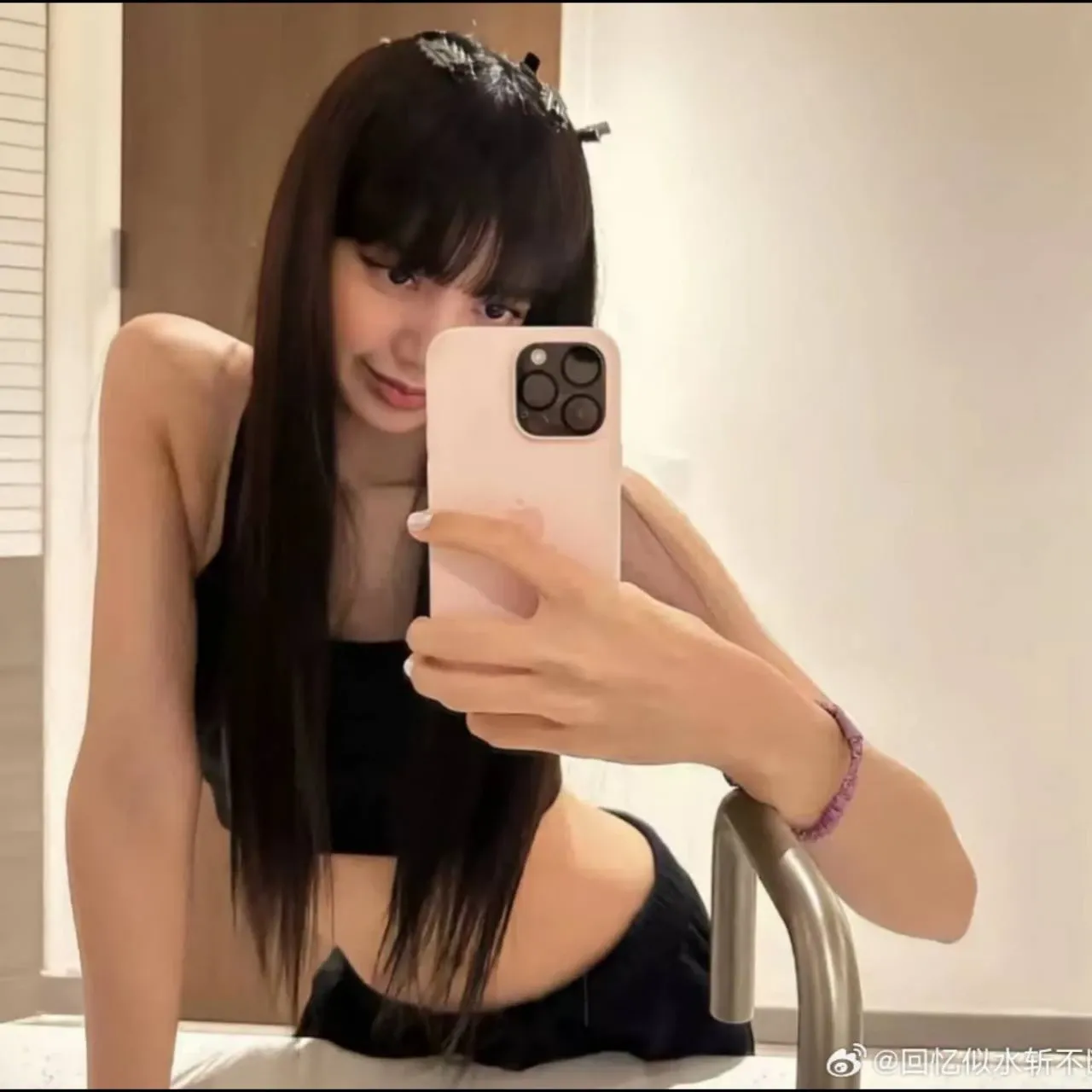 리사 (BLACKPINK) 최근 활동샷
