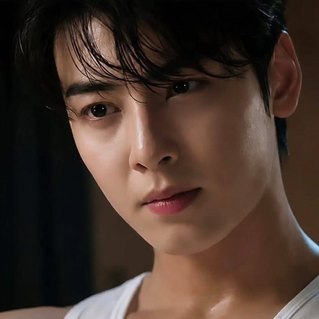 Recent activity shot of Eunwoo (ASTRO)