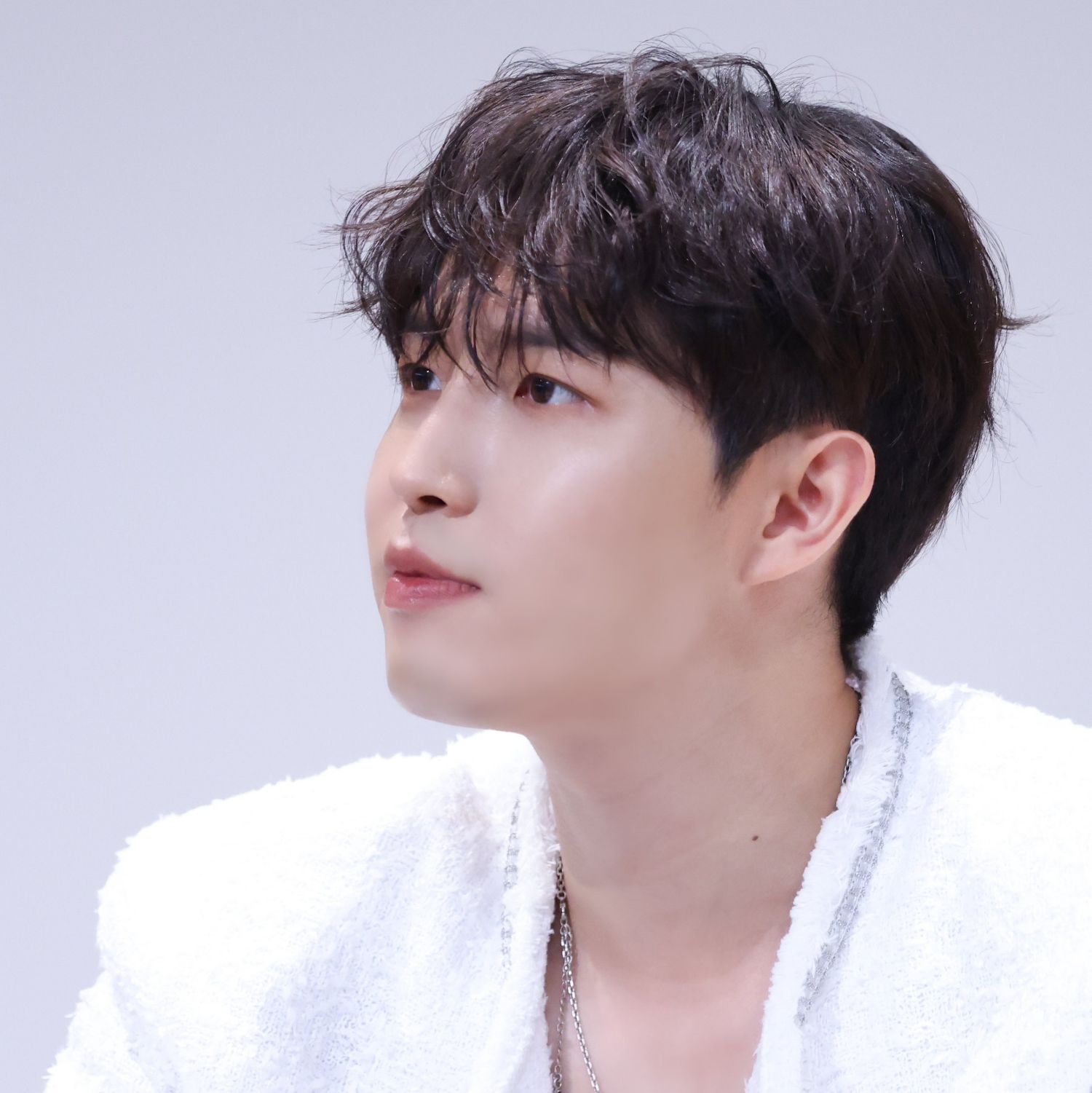 Potret di balik layar Kim Jaehwan