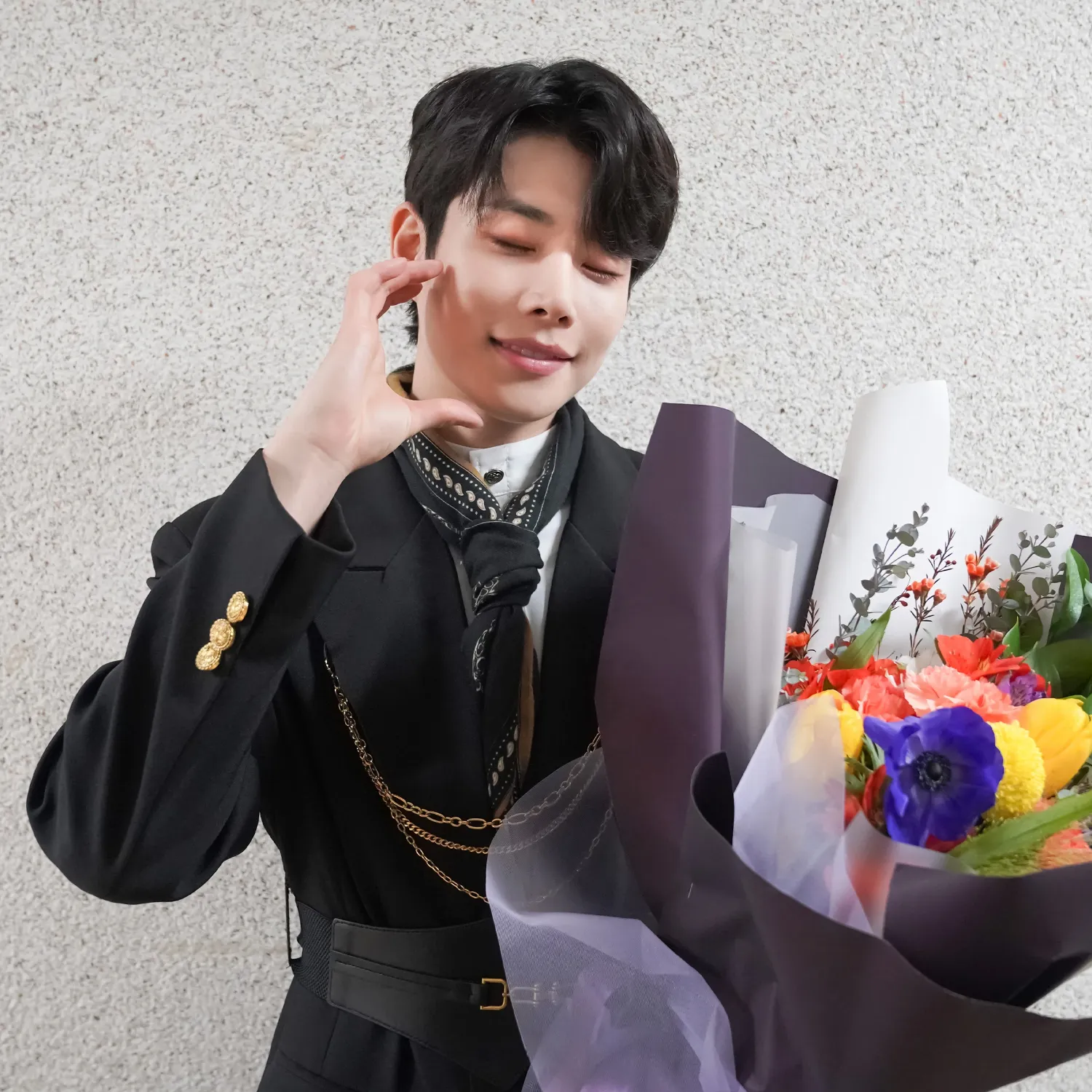 Behind-the-scenes cut of MJ (ASTRO)