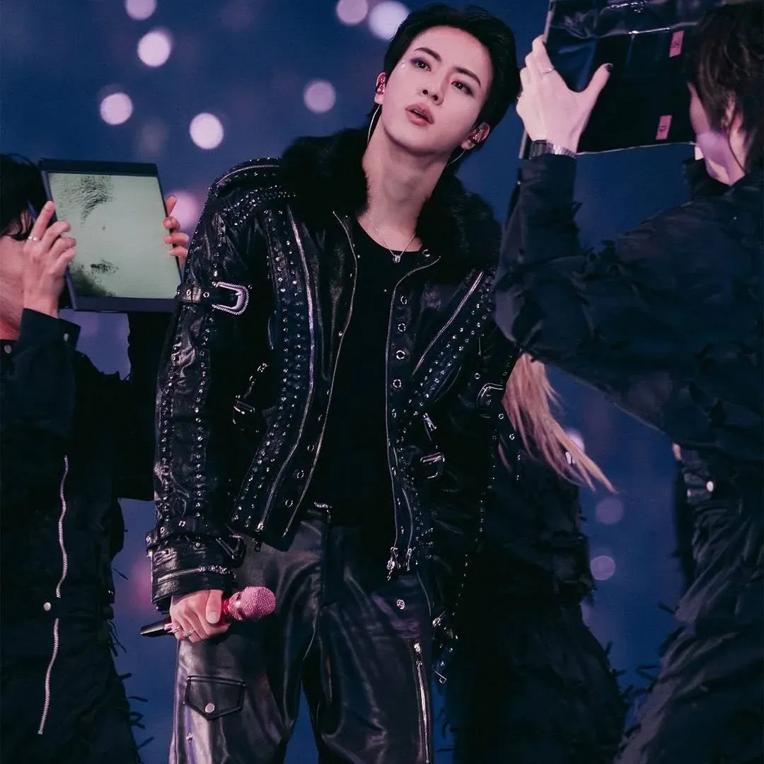 A moment captured by Jin (BTS)'s fan