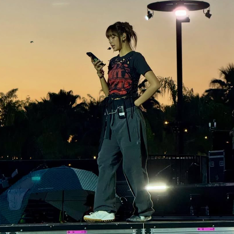 Potret di balik layar Lisa (BLACKPINK)