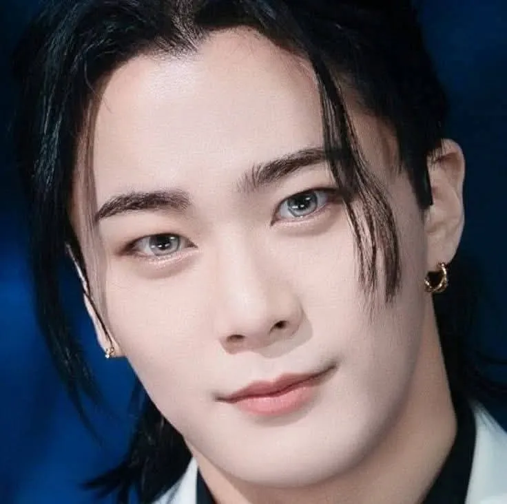 A moment captured by Moonbin (ASTRO)'s fan