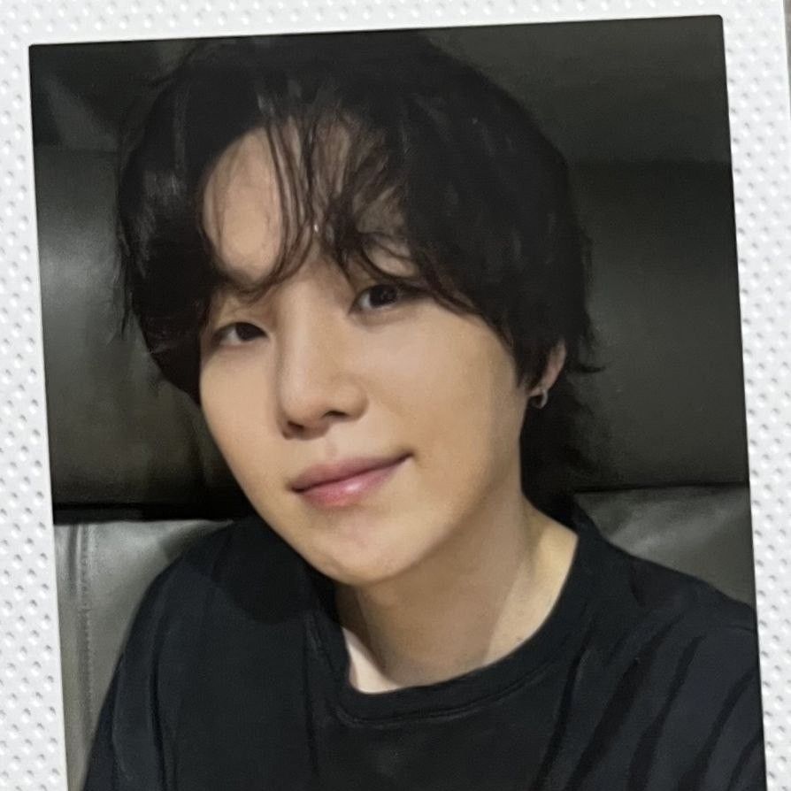 SUGA (防彈少年團)的幕後花絮