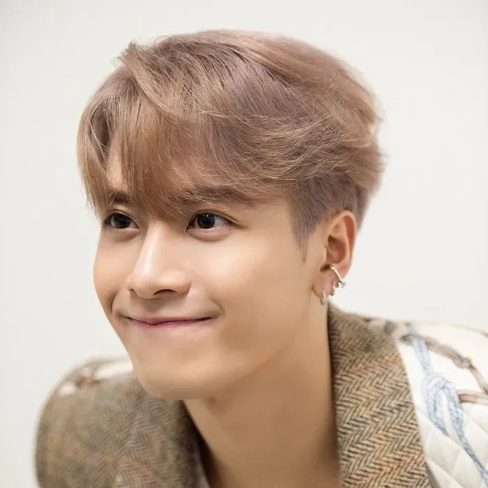 王嘉尔 (GOT7)的幕后花絮