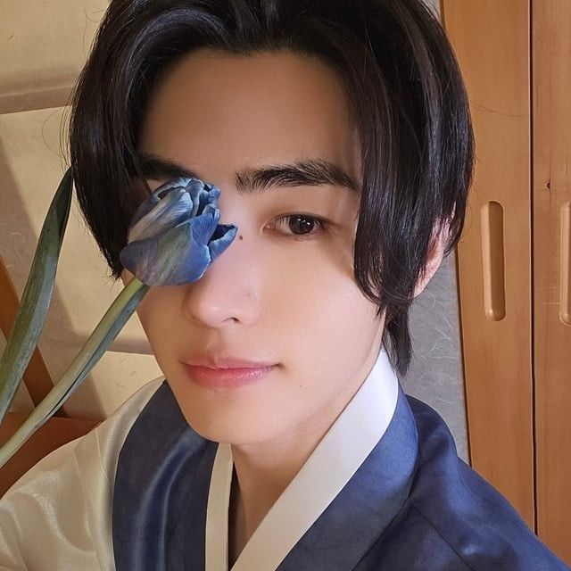 成訓 (ENHYPEN)的最新照片