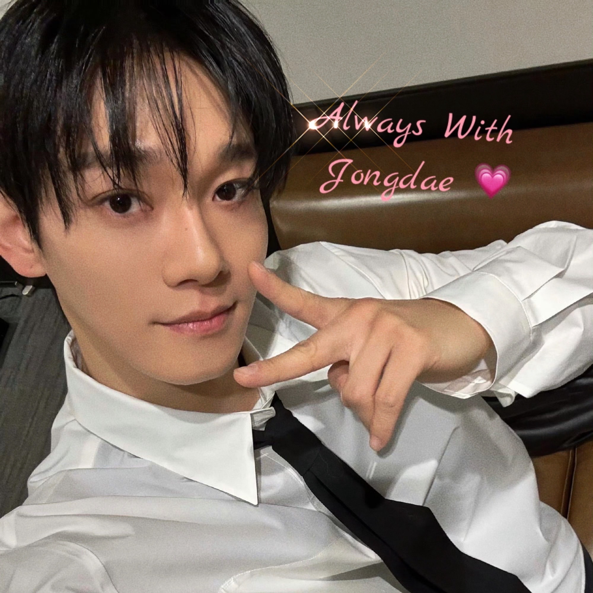 Behind-the-scenes cut of Chen (EXO)