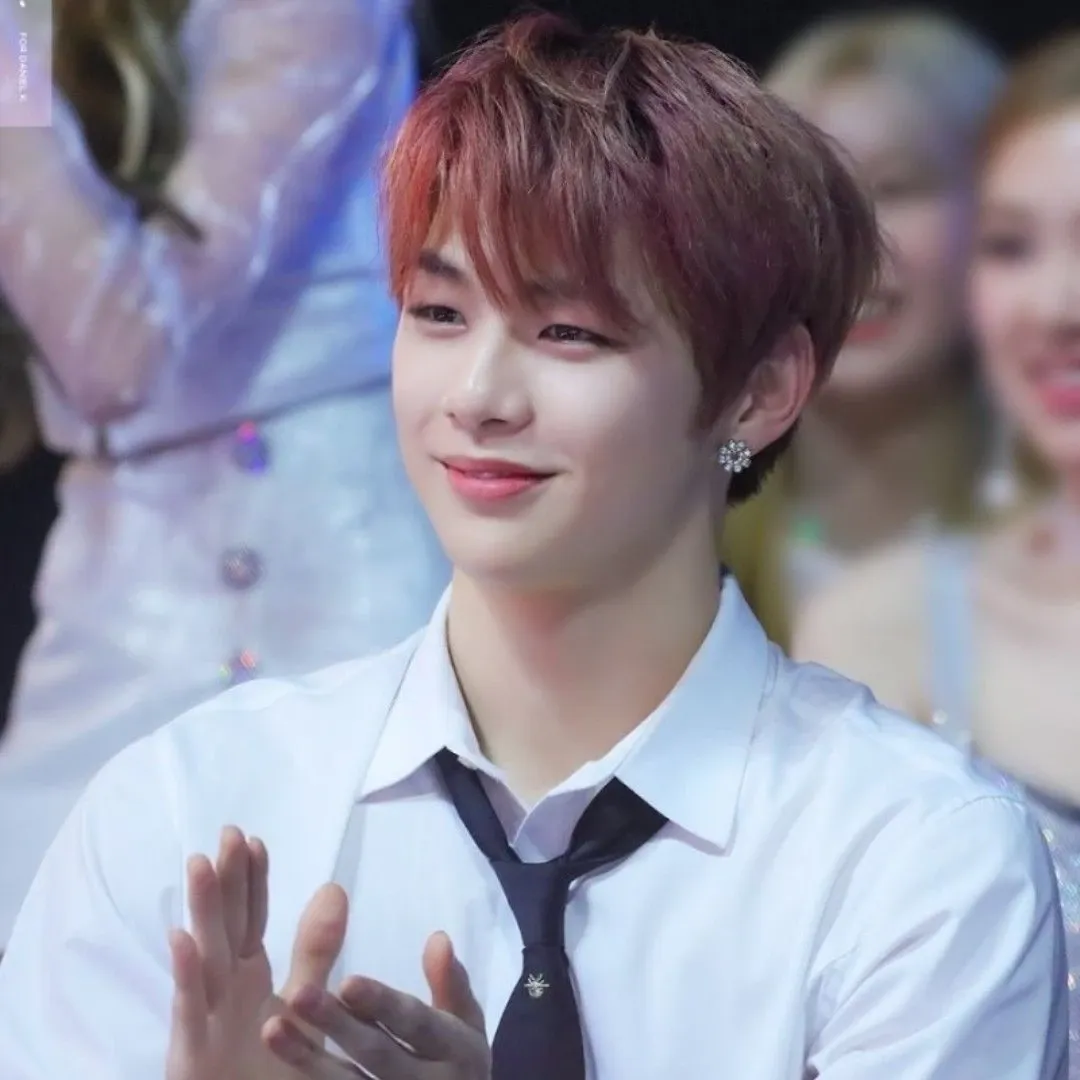 Foto aktivitas terbaru Kang Daniel