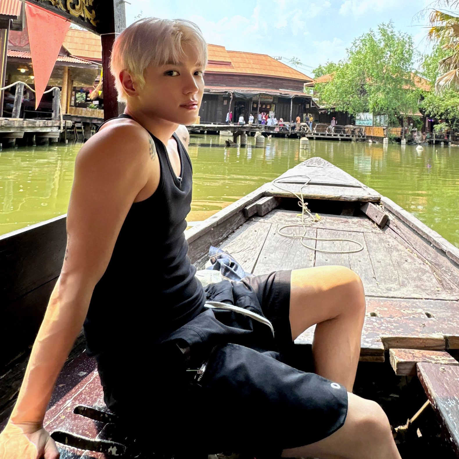 Behind-the-scenes cut of Taeyong (NCT 127)