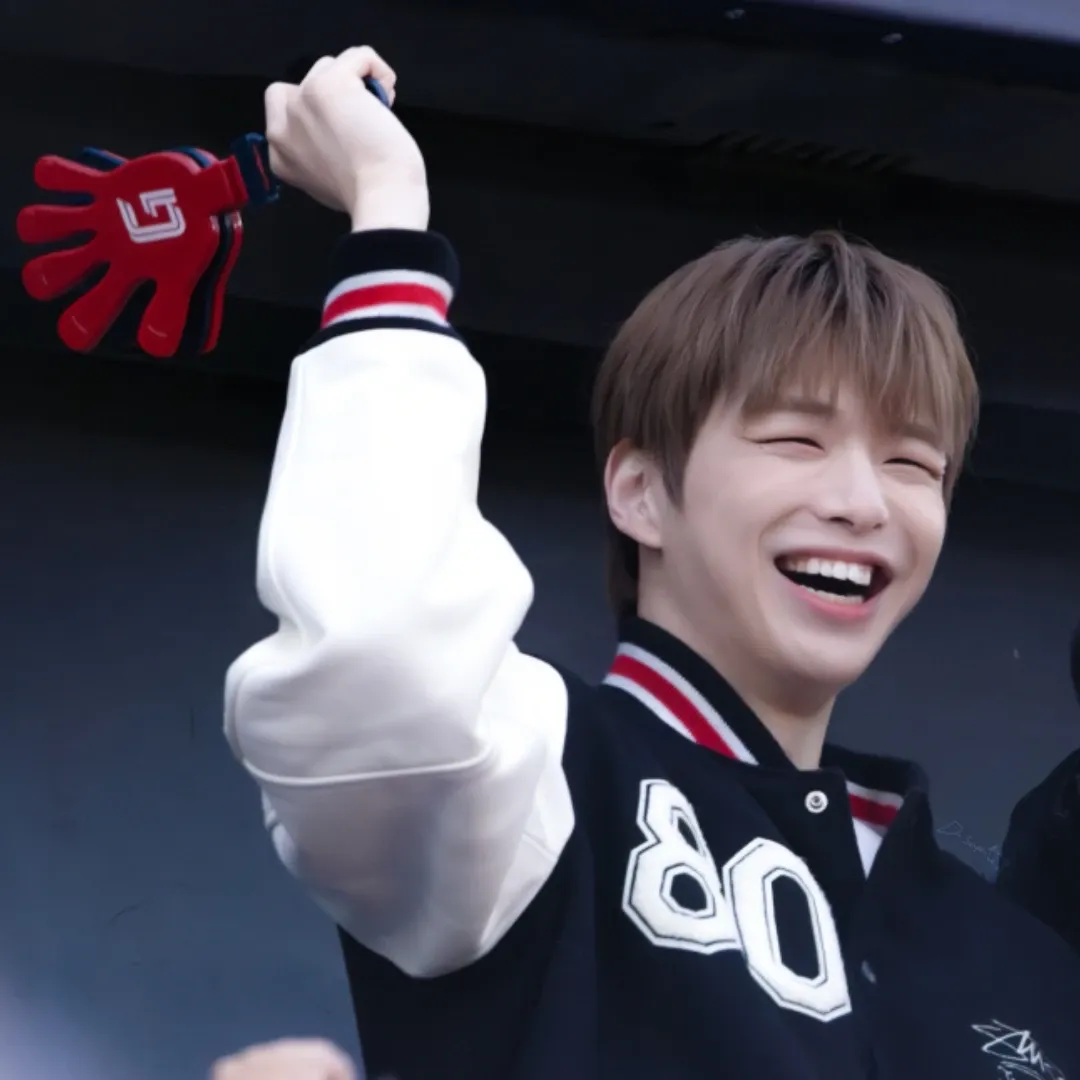 Foto aktivitas terbaru Kang Daniel