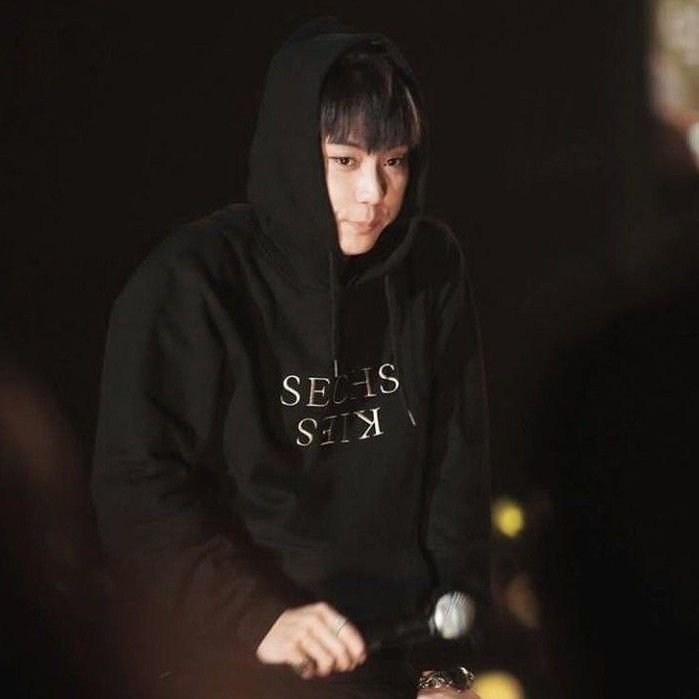 Recent activity shot of Eun Jiwon (SECHSKIES)