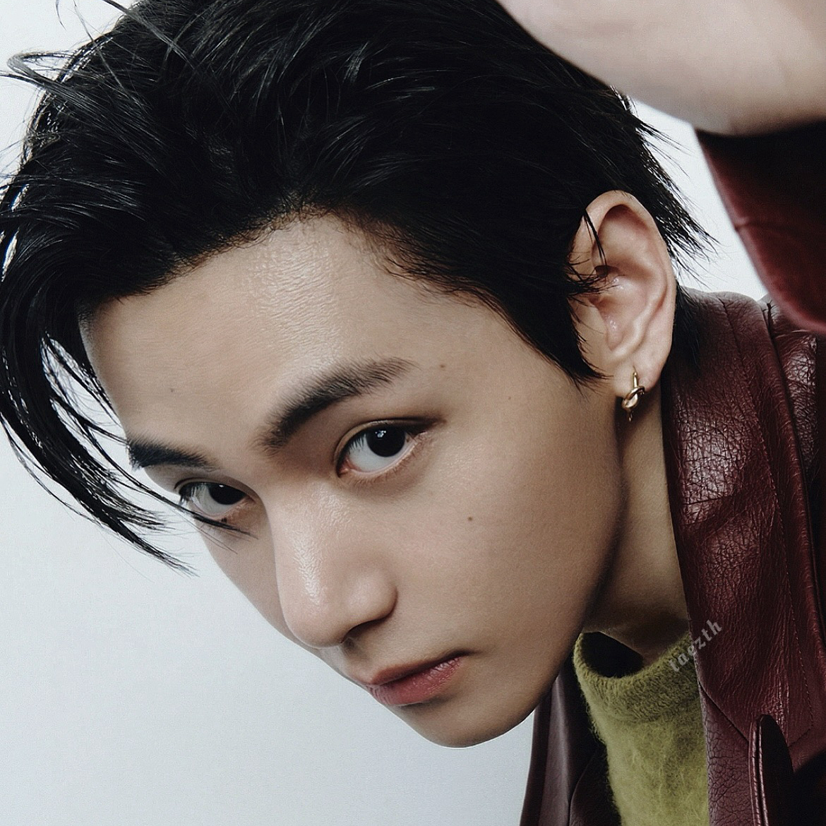 Recent activity shot of V (BTS)