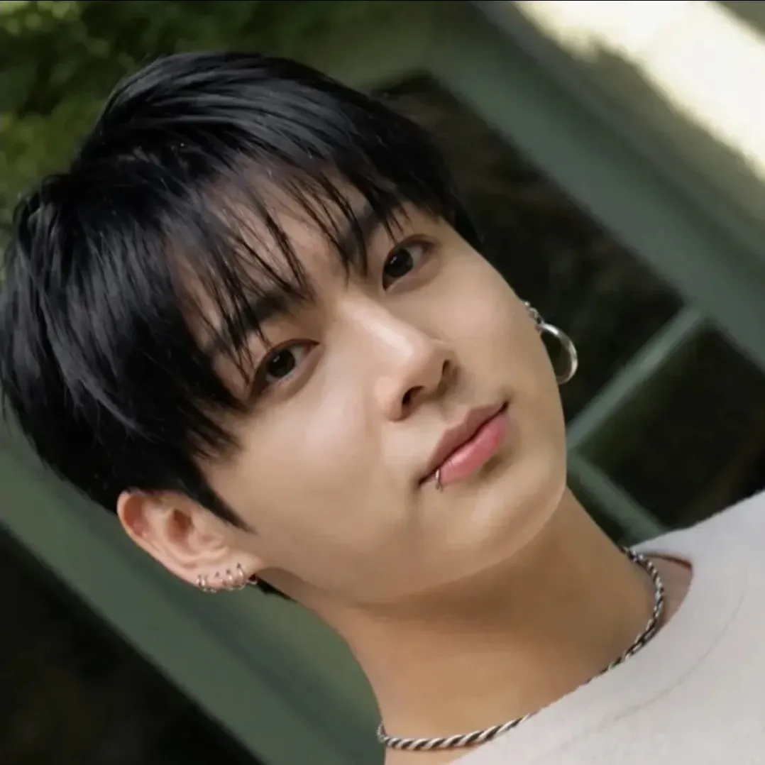 Momen yang diabadikan oleh penggemar Jungkook (BTS)