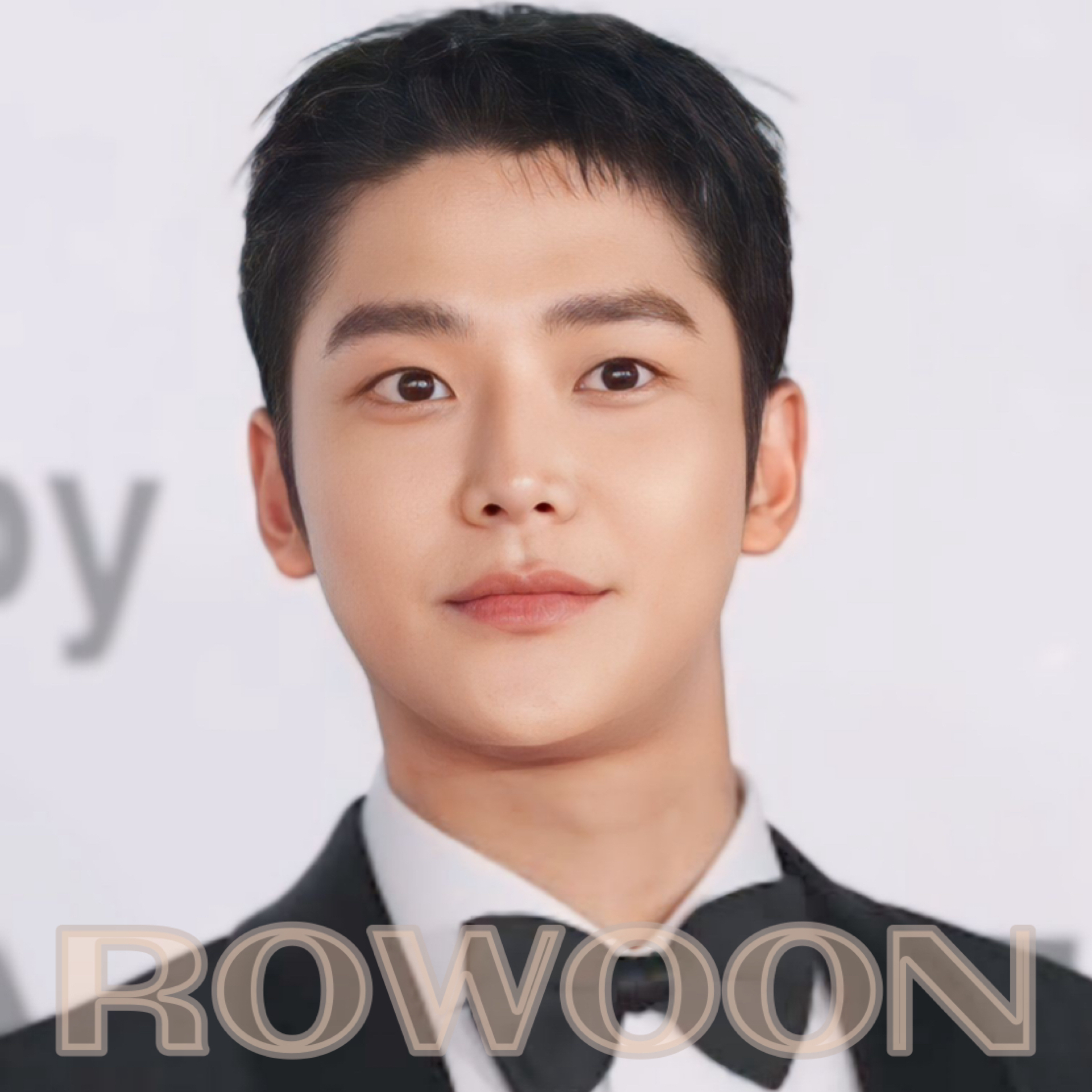 A moment captured by Rowoon's fan