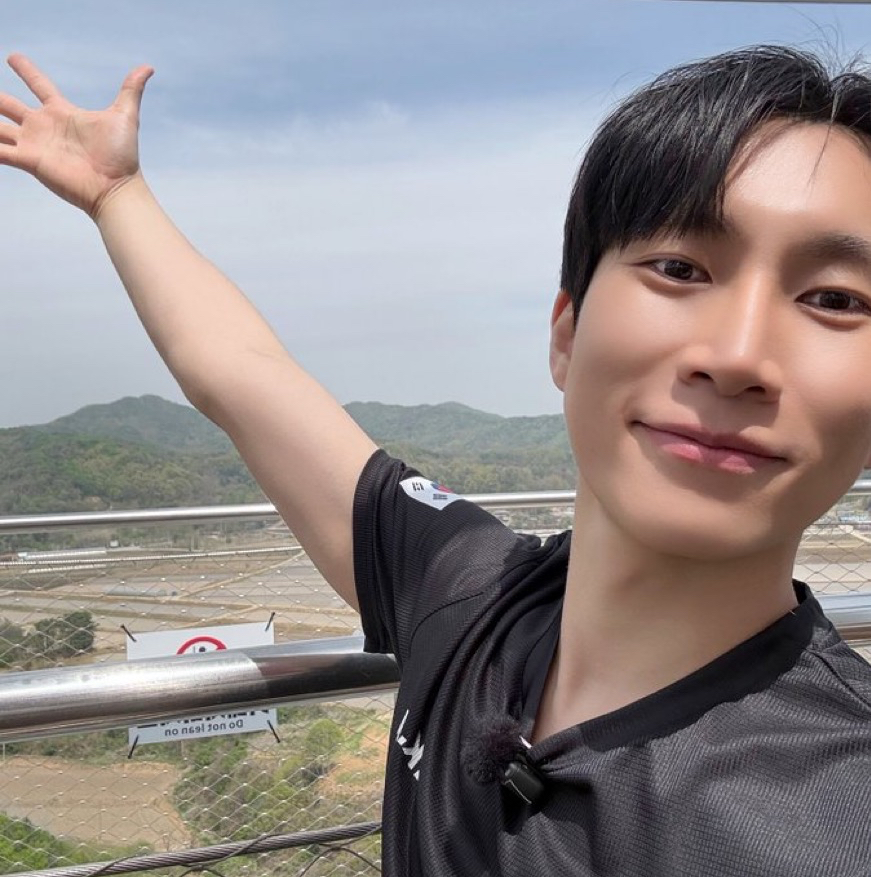 A moment captured by Seo Eunkwang (BTOB)'s fan