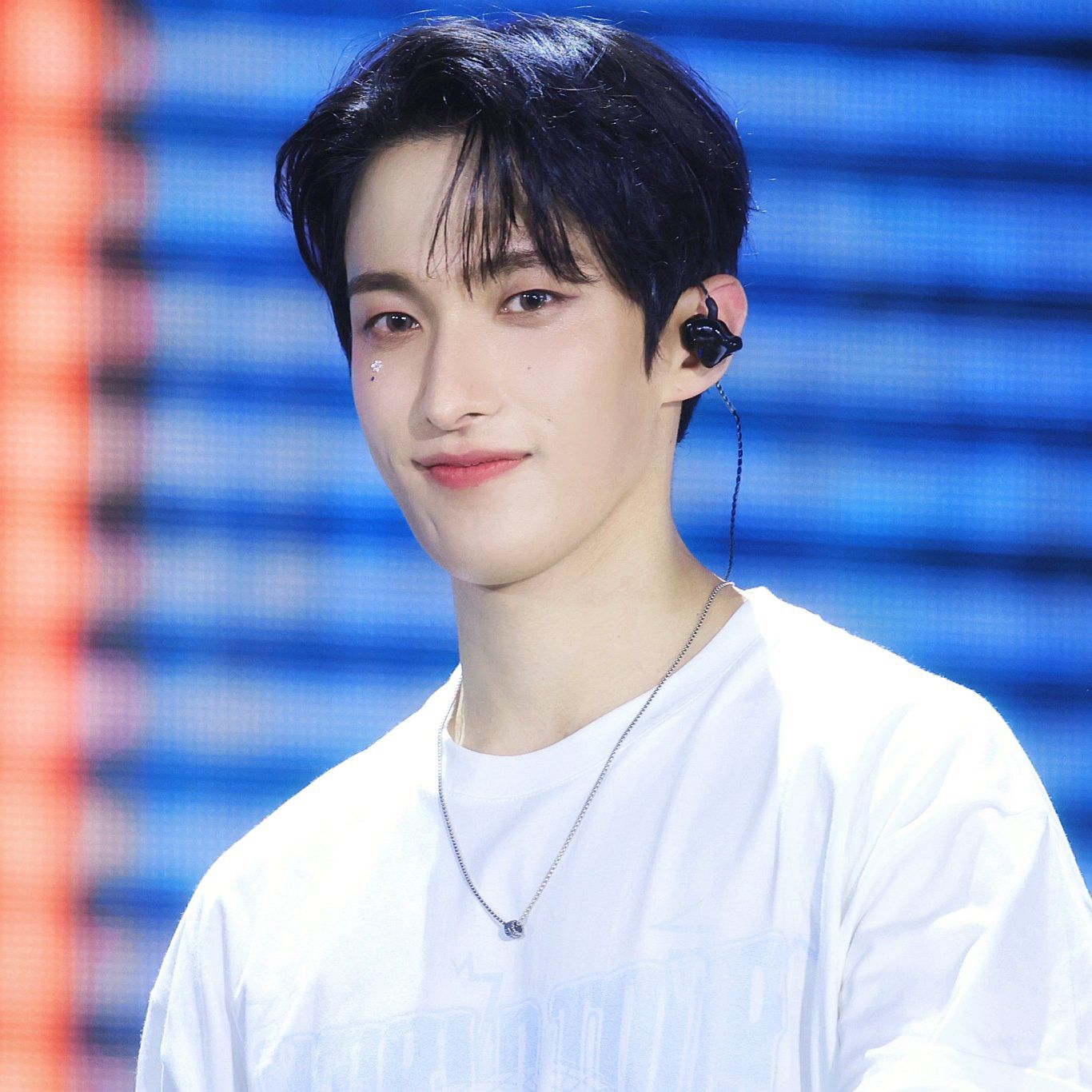 Foto terbaru DK (SEVENTEEN)