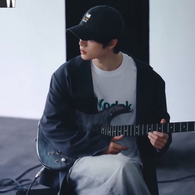 Latest photo of Beomgyu (TOMORROW X TOGETHER)