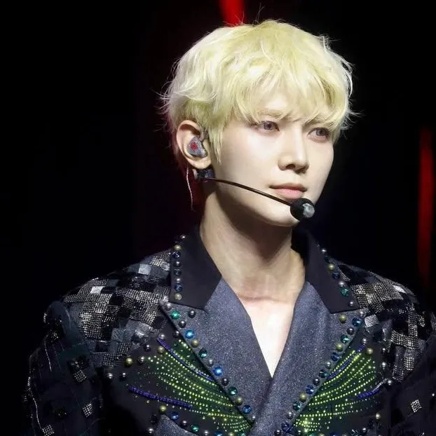 에이티즈의 비하인드 컷