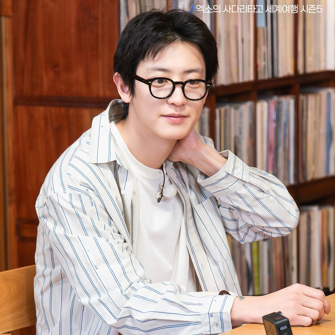 燦烈 (EXO)的最新照片