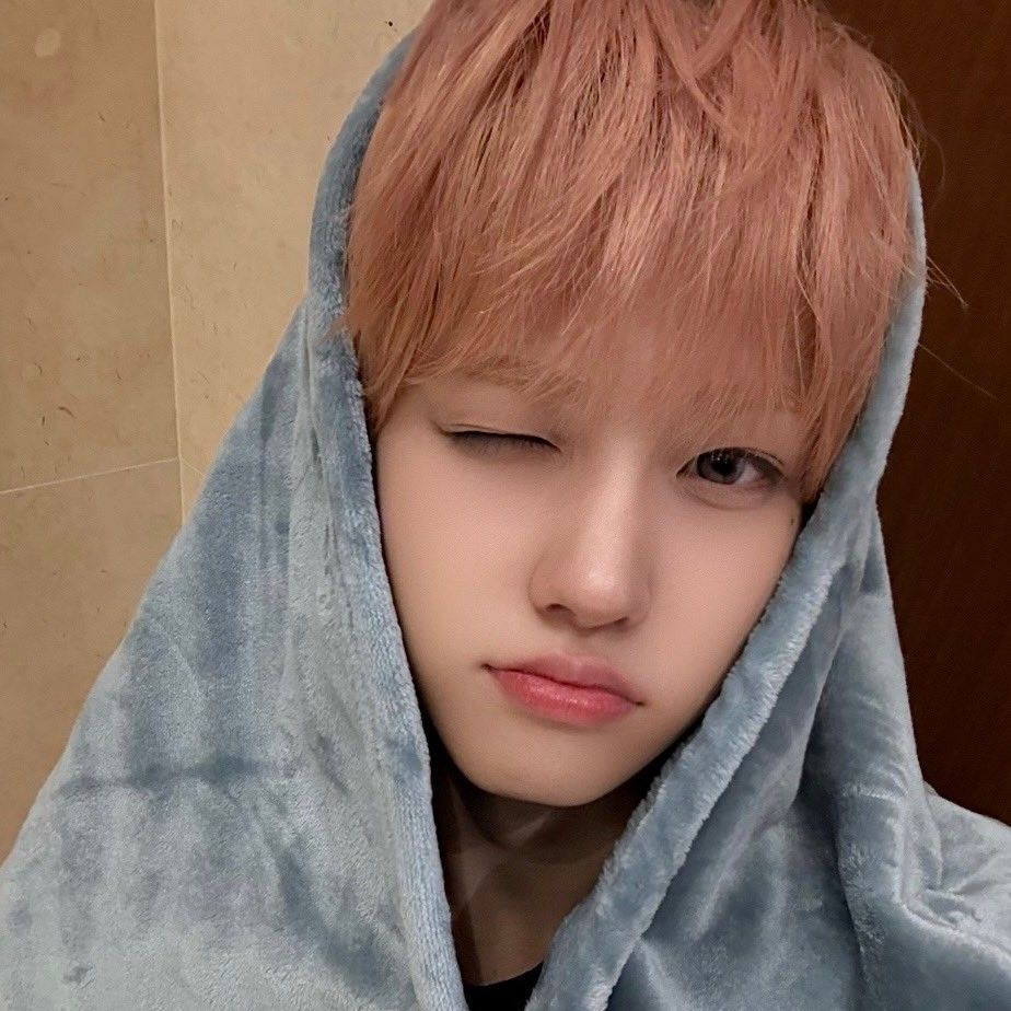 Recent activity shot of Park Juwon (AHOF)