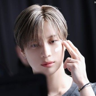 A moment captured by Taemin (SHINee)'s fan