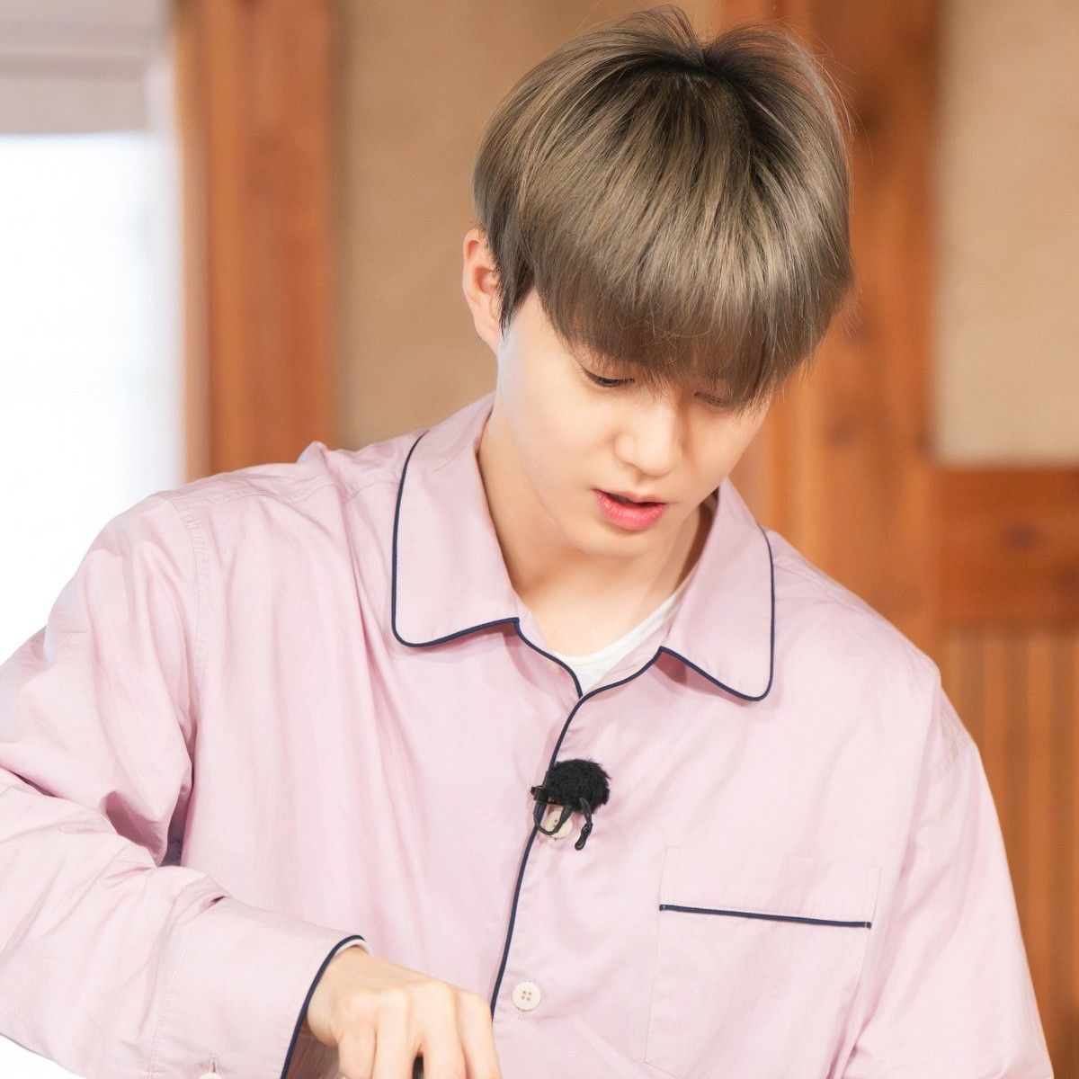 A moment captured by Suho (EXO)'s fan