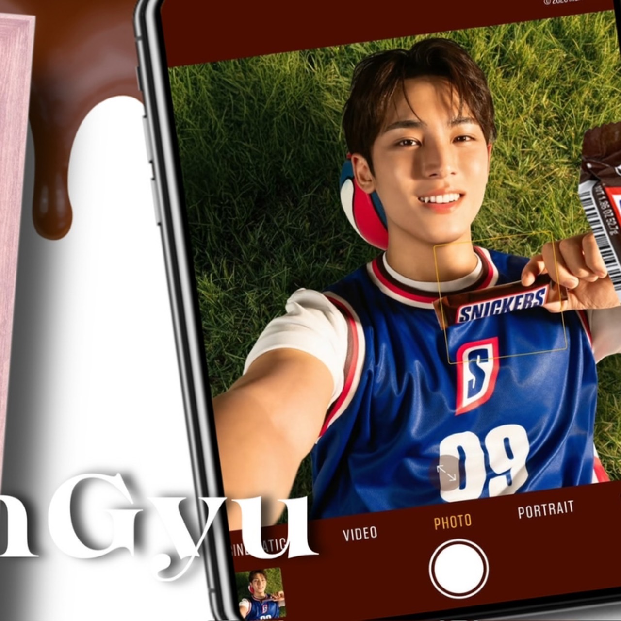 A moment captured by Mingyu (SEVENTEEN)'s fan