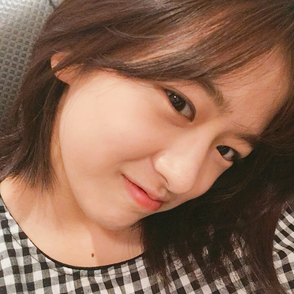 안유진 (IVE)의 비하인드 컷