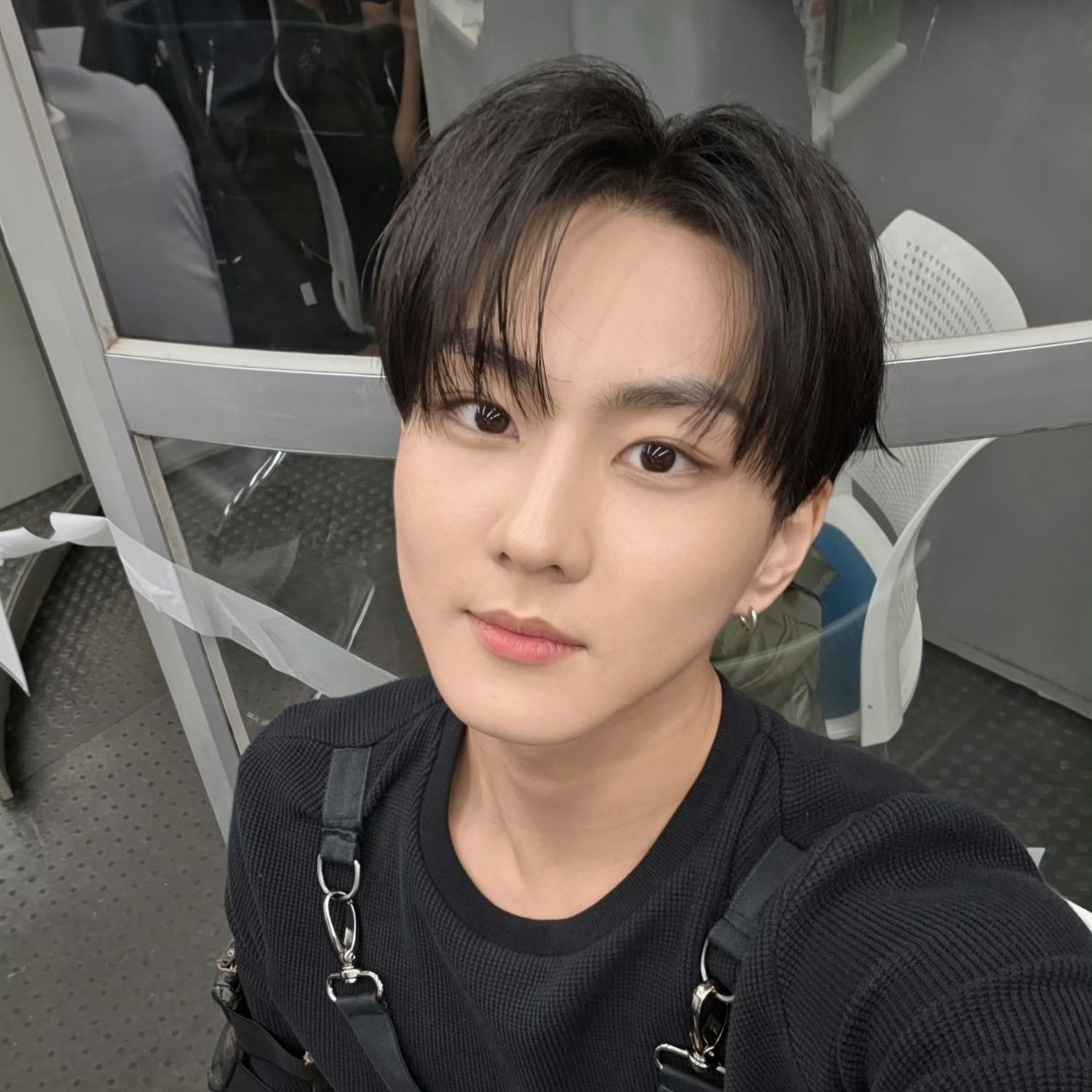 Latest photo of Jungwon (ENHYPEN)