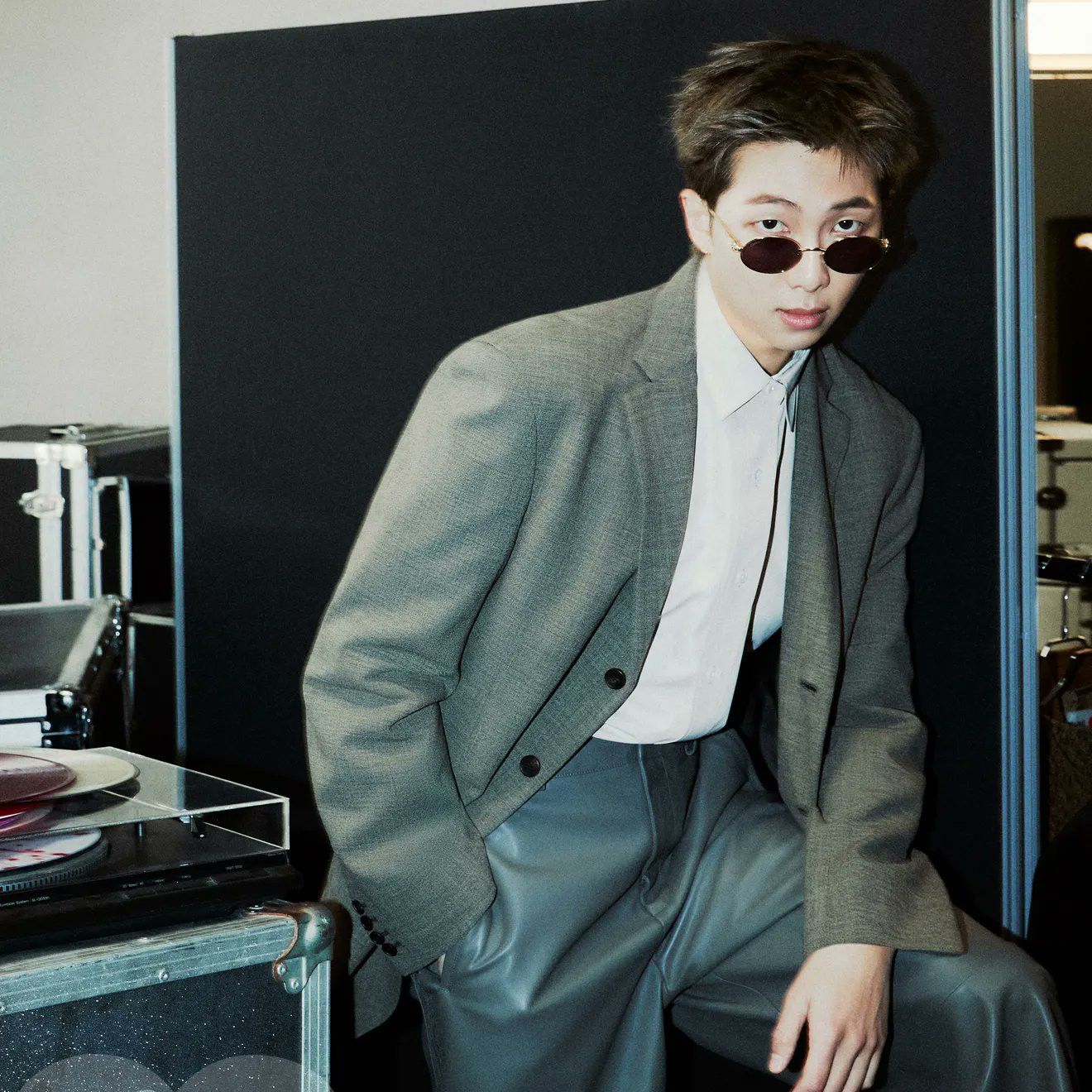 Behind-the-scenes cut of RM (BTS)