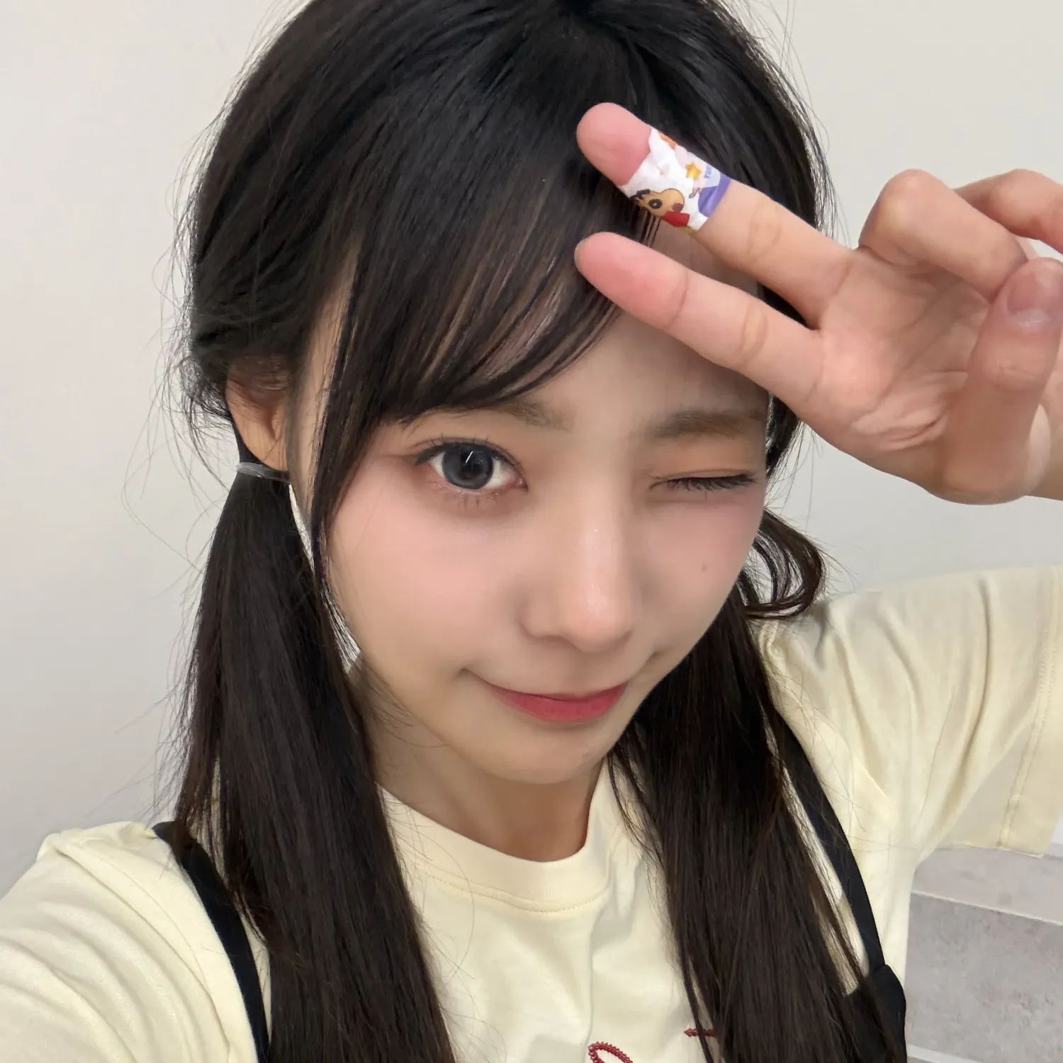 Latest photo of Siyeon (QWER)