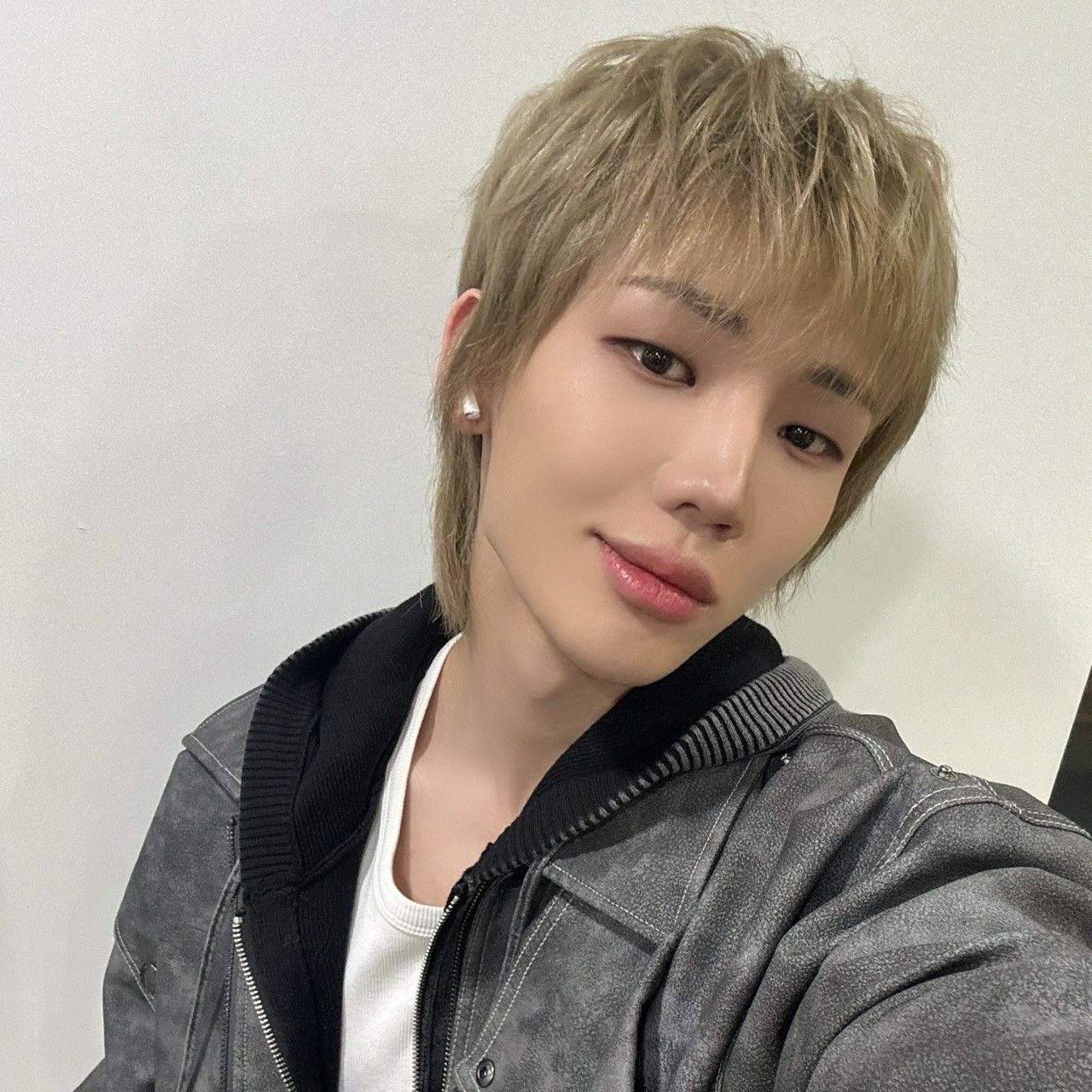 Recent activity shot of Junhyeok (TNX)