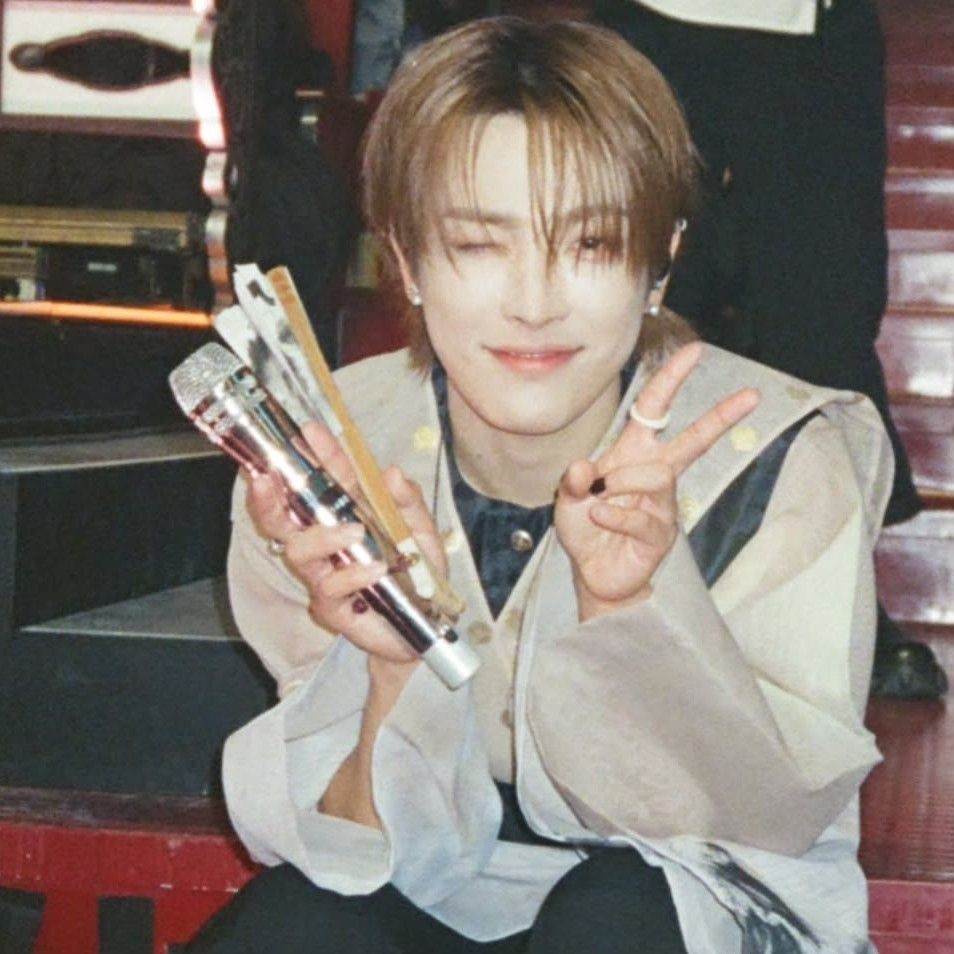 에이티즈 최근 활동샷