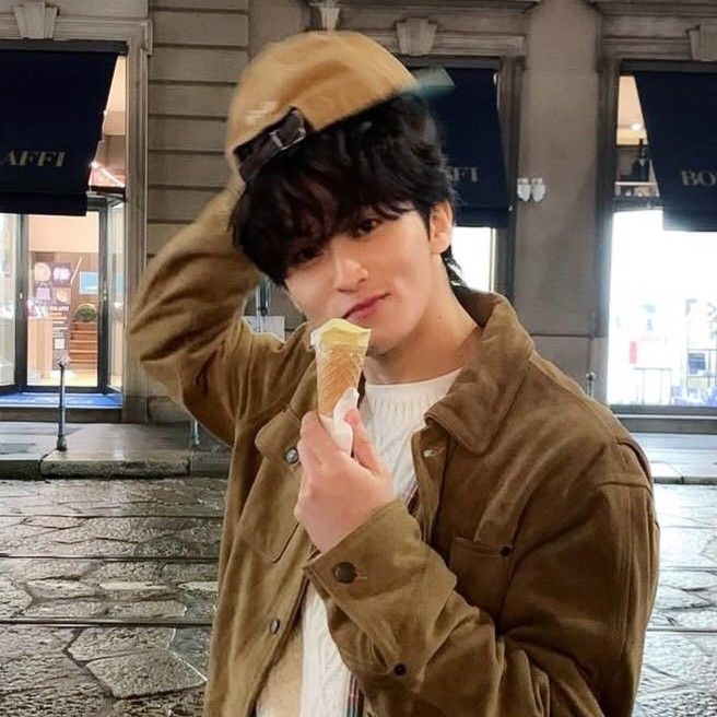 Recent activity shot of Mark (NCT 127, NCT DREAM)