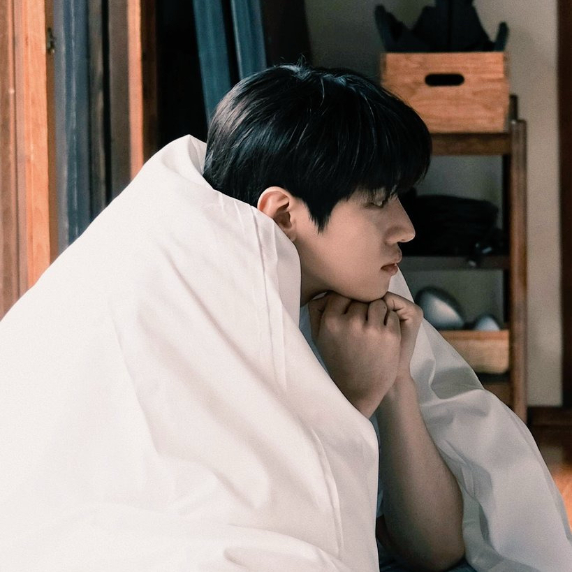 재찬 (DKZ)의 비하인드 컷