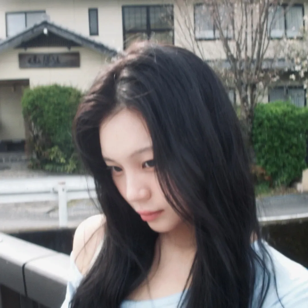 Foto aktivitas terbaru VIVIZ