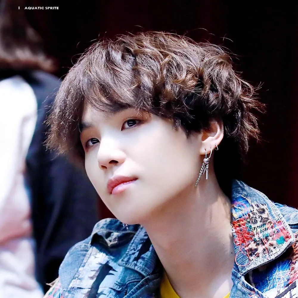 SUGA (BTS)の最新写真