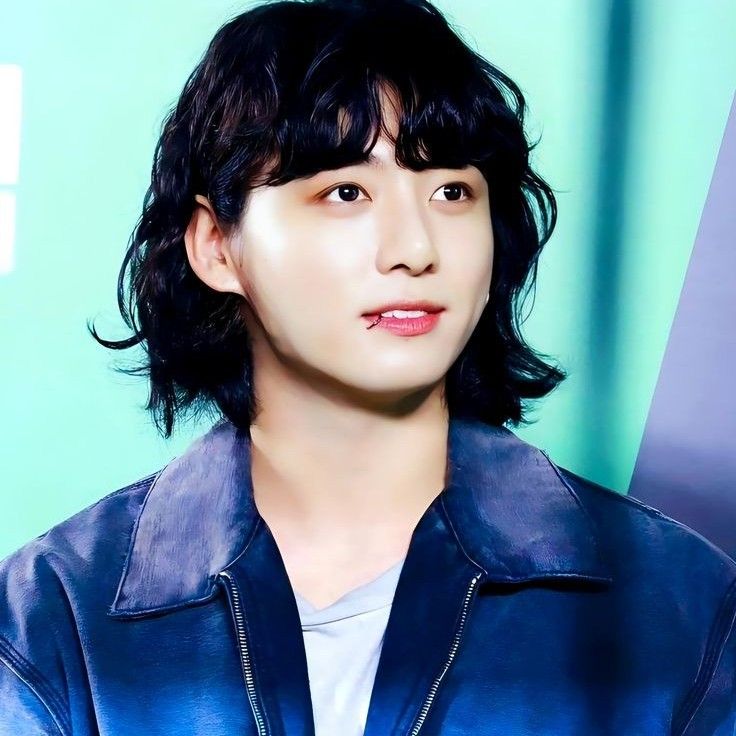 Momen yang diabadikan oleh penggemar Jungkook (BTS)