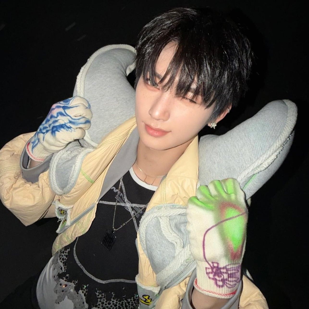 A moment captured by Zhou Anxin (ALPHA DRIVE ONE)'s fan