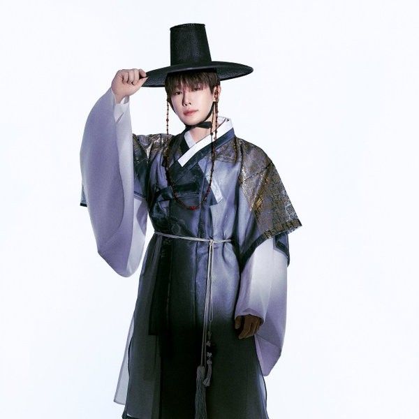 A moment captured by Wonho's fan