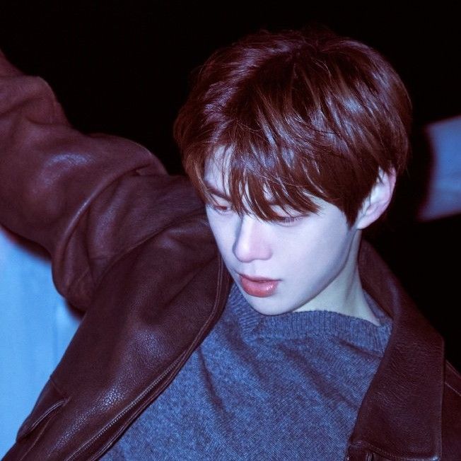 강다니엘의 최신 사진