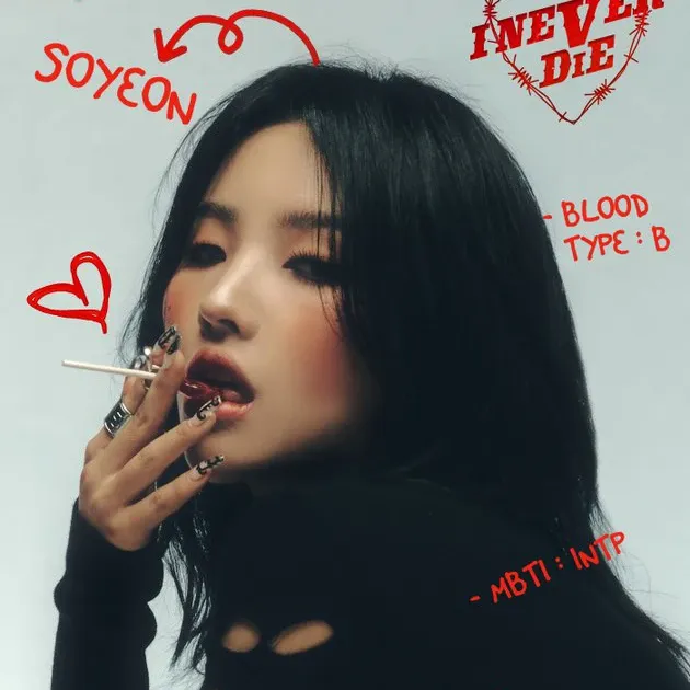Behind-the-scenes cut of Soyeon (i-dle)