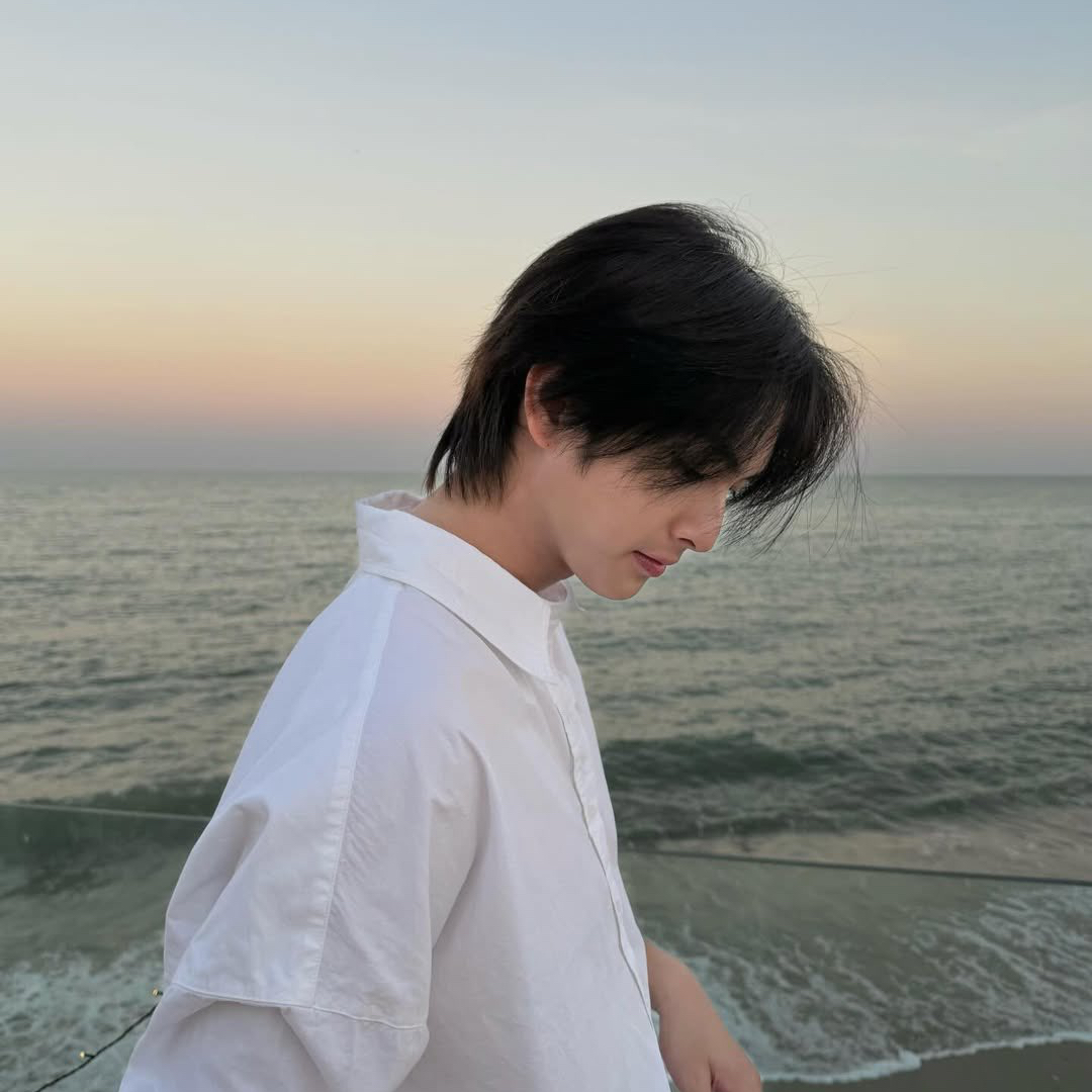 Latest photo of Copper (BUS)