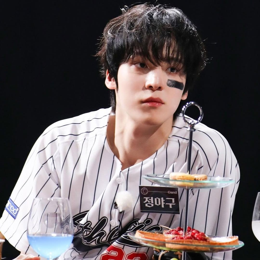 에이티즈 최근 활동샷